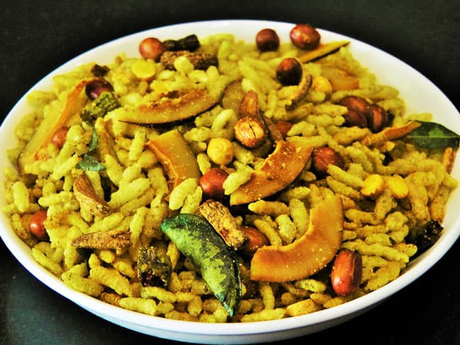 Bhajake Pohe Chivda - Marathi Recipe