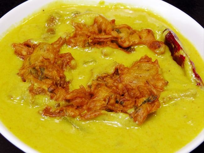 Punjabi Kadhi Pakoda