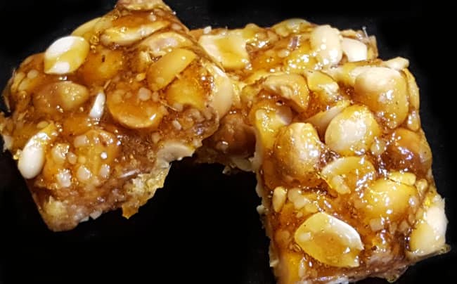 Shengadana Chikki - Marathi Recipe