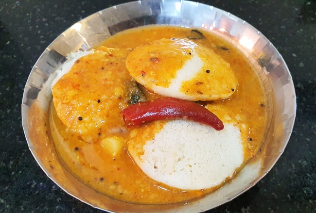Udupi Style Sambar and Chutney - Marathi Recipe
