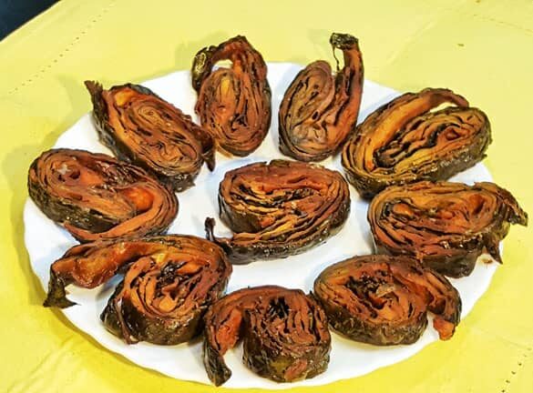 Alu Vadi - Marathi Recipe