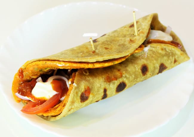 Besan Chilla Roll