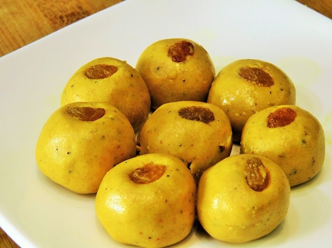 Besan Ladoo - Marathi Recipe