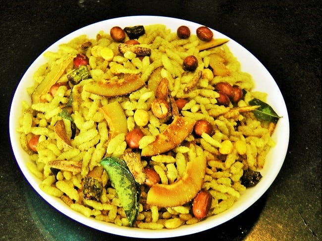 Bhajake Pohe Chivda - Marathi Recipe