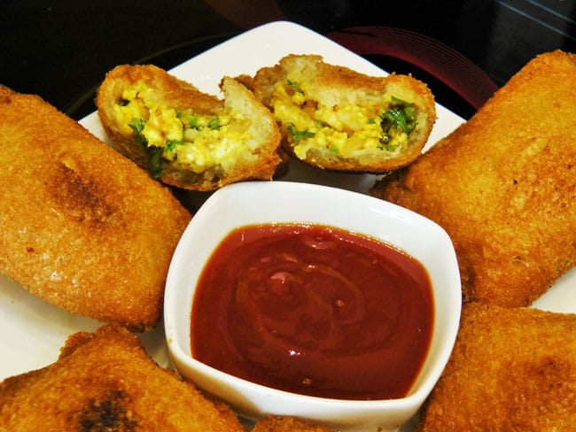 Bread Paneer Pockets
