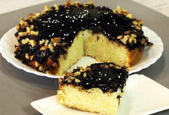 Easy Eggless Vanilla Cake