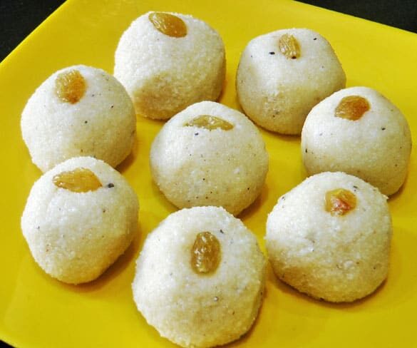 Instant Rava Coconut Ladoo