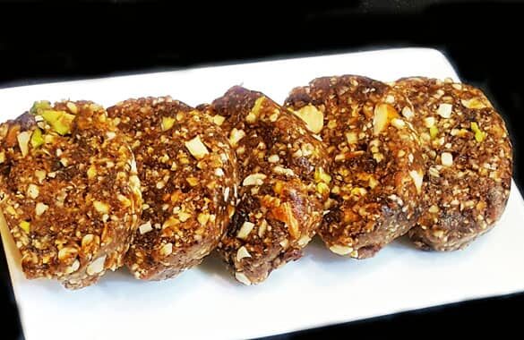 Khajur Roll - Marathi Recipe