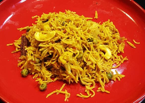 Masale bhat In Cooker - Marathi Recipe