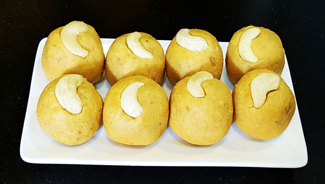 Moong Dal Ladoo