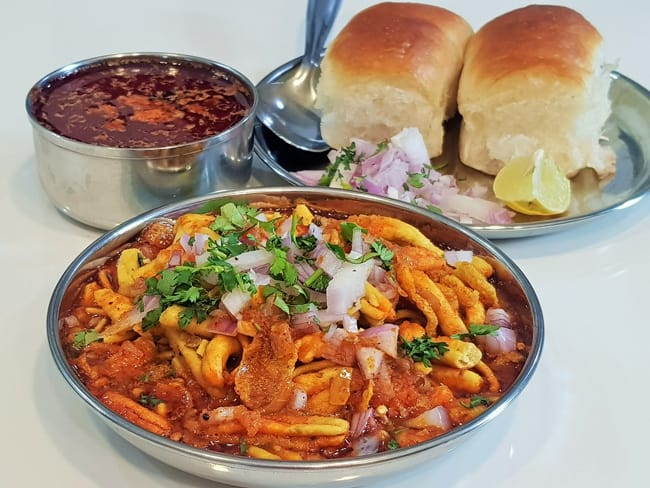 Puneri Misal - Marathi Recipe