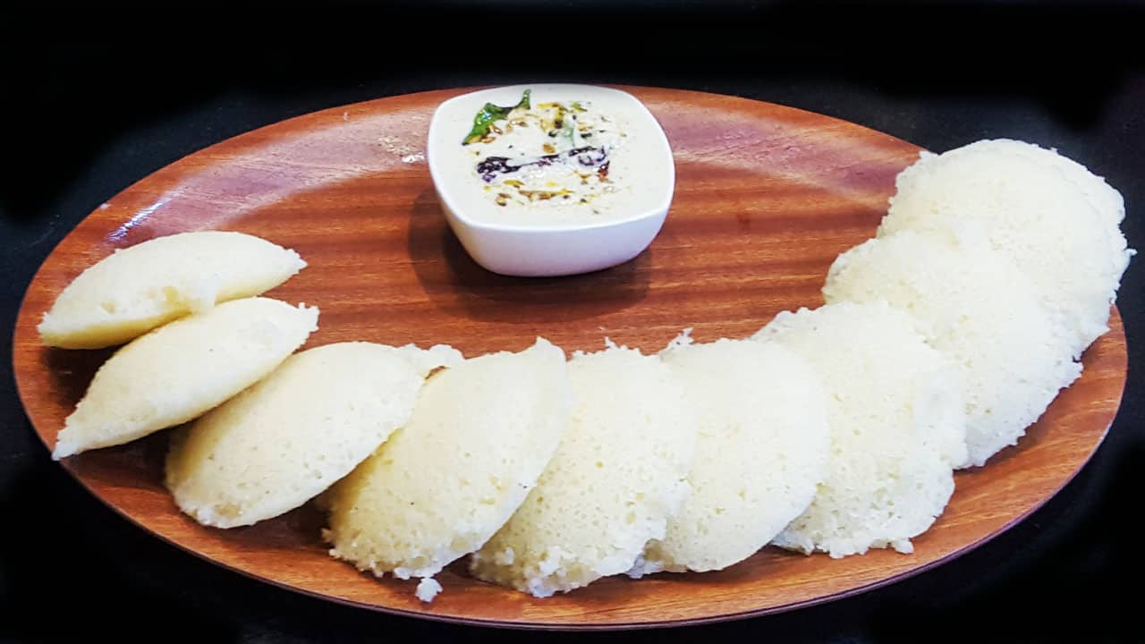 Rava Idly - Marathi Recipe