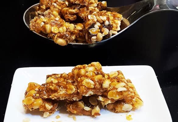 Shengadana Chikki - Marathi Recipe