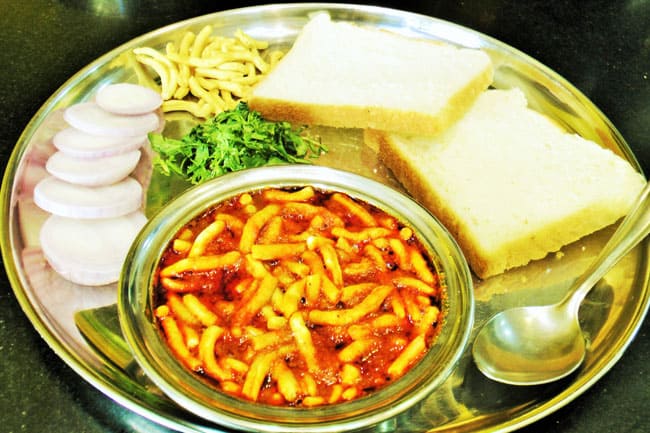 Shev Bhaji - Marathi Recipe