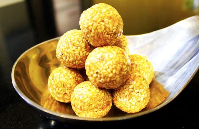 Tilache Ladoo - Marathi Recipe